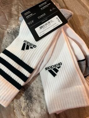 NWT adidas White Crew Athletic Socks Men’s Shoe Size 6-12